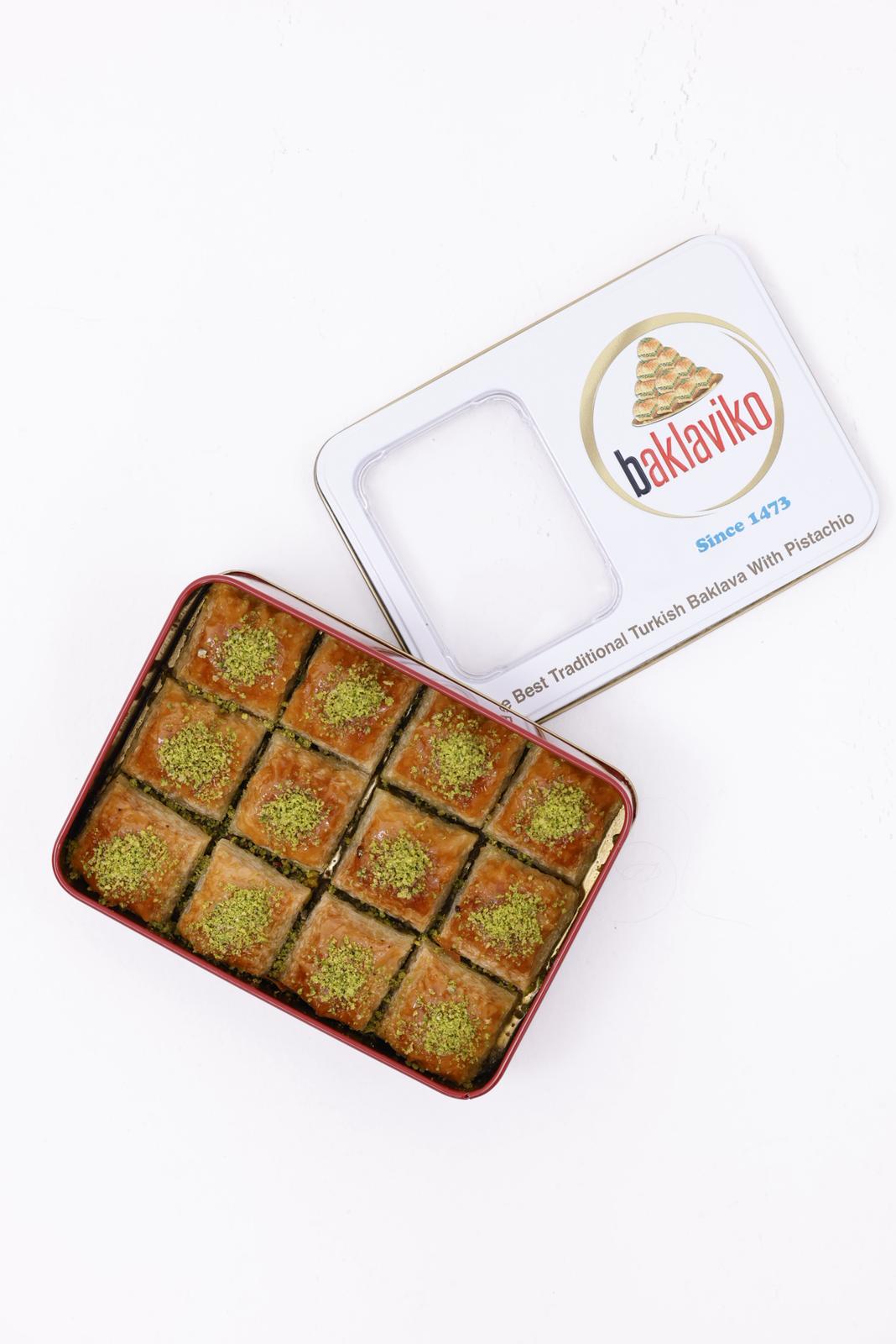 1. Sınıf Özel Kutuda Fıstıklı Kuru Baklava